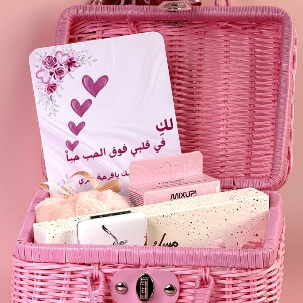 الشنطة الخيزرانية اللون الوردي 🩷